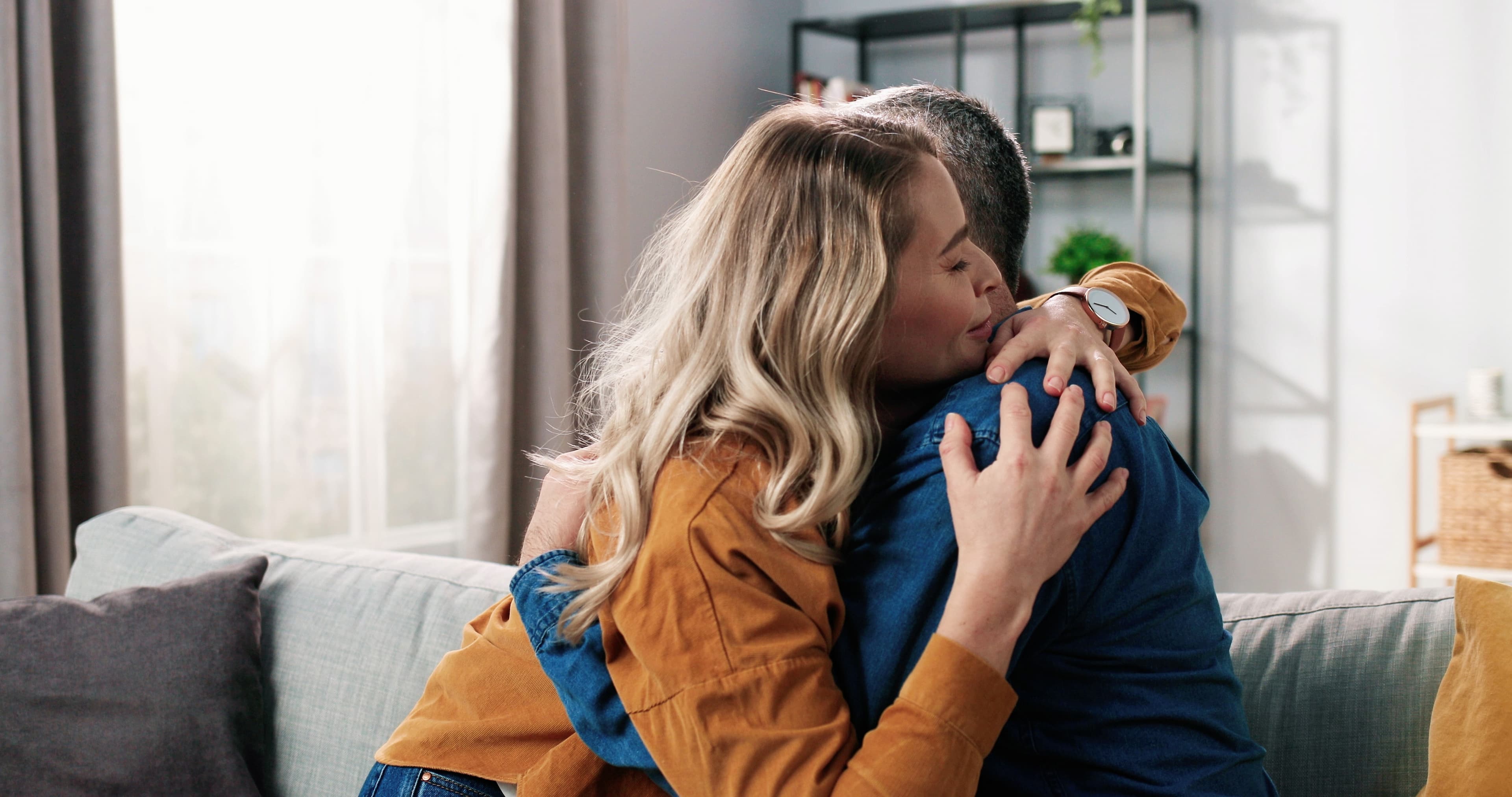 testimonials.testimonial-two-alt